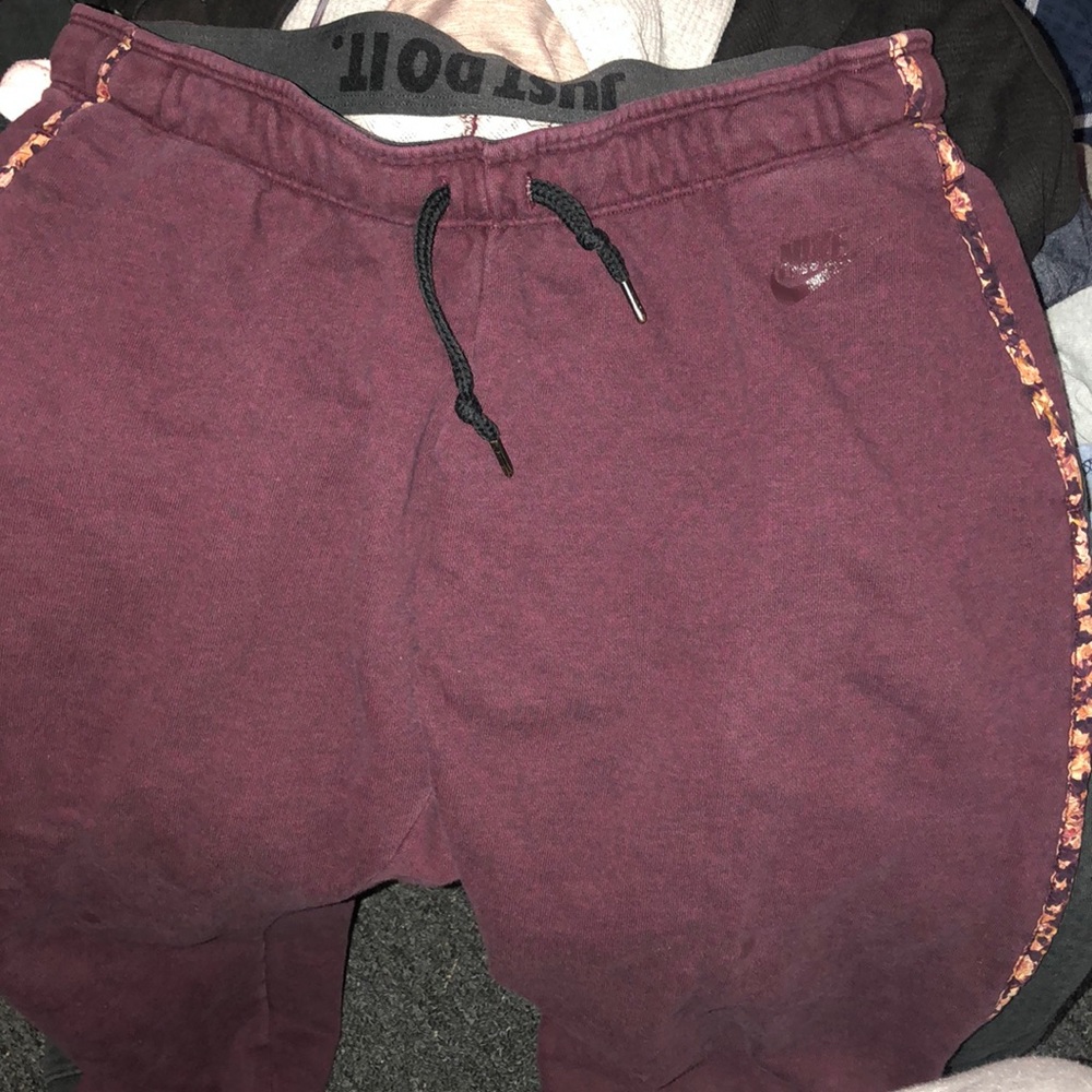 Nike joggers